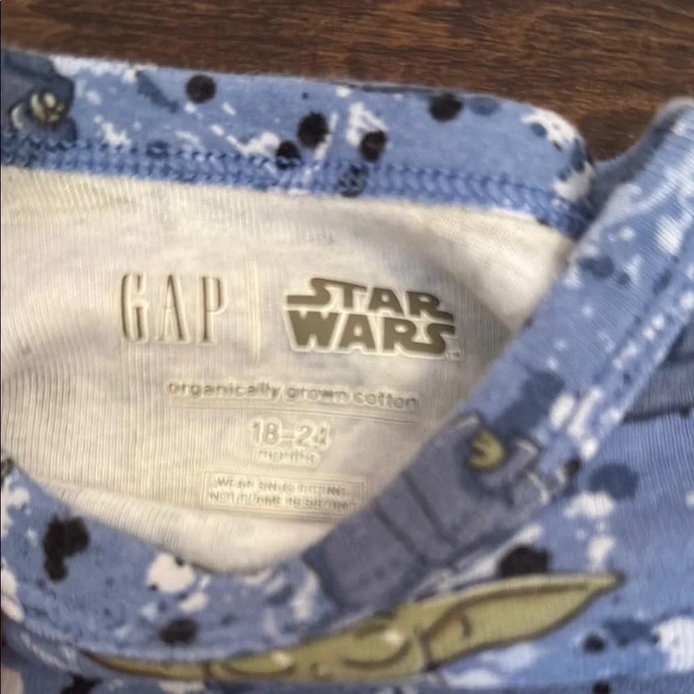 Baby Gap Gender Neutral Disney Star Wars Baby Grogu pajamas!